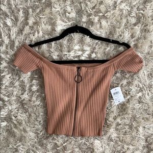 Windsor zip crop top